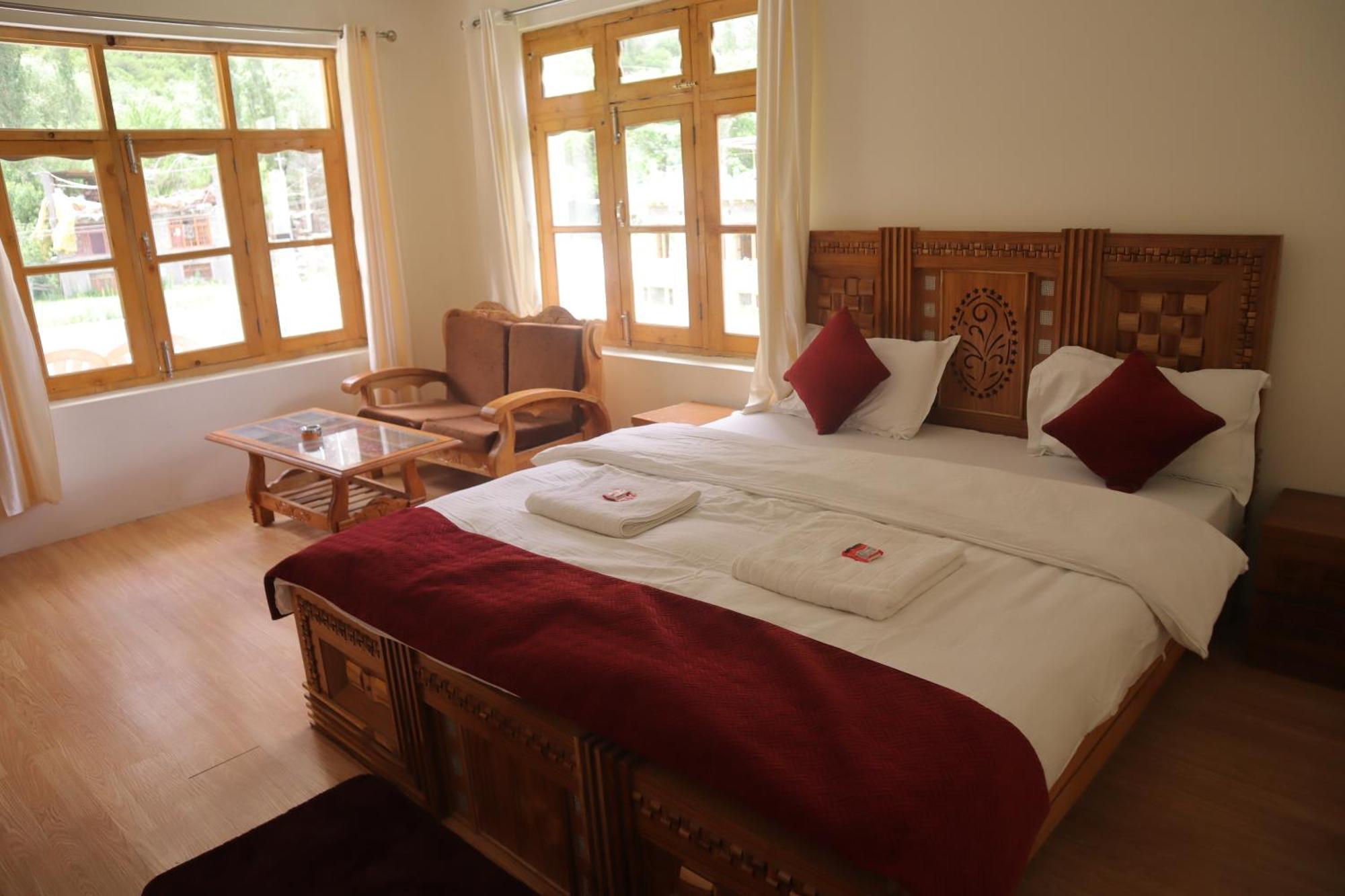 Hotel Duktuk Turtok Zewnętrze zdjęcie