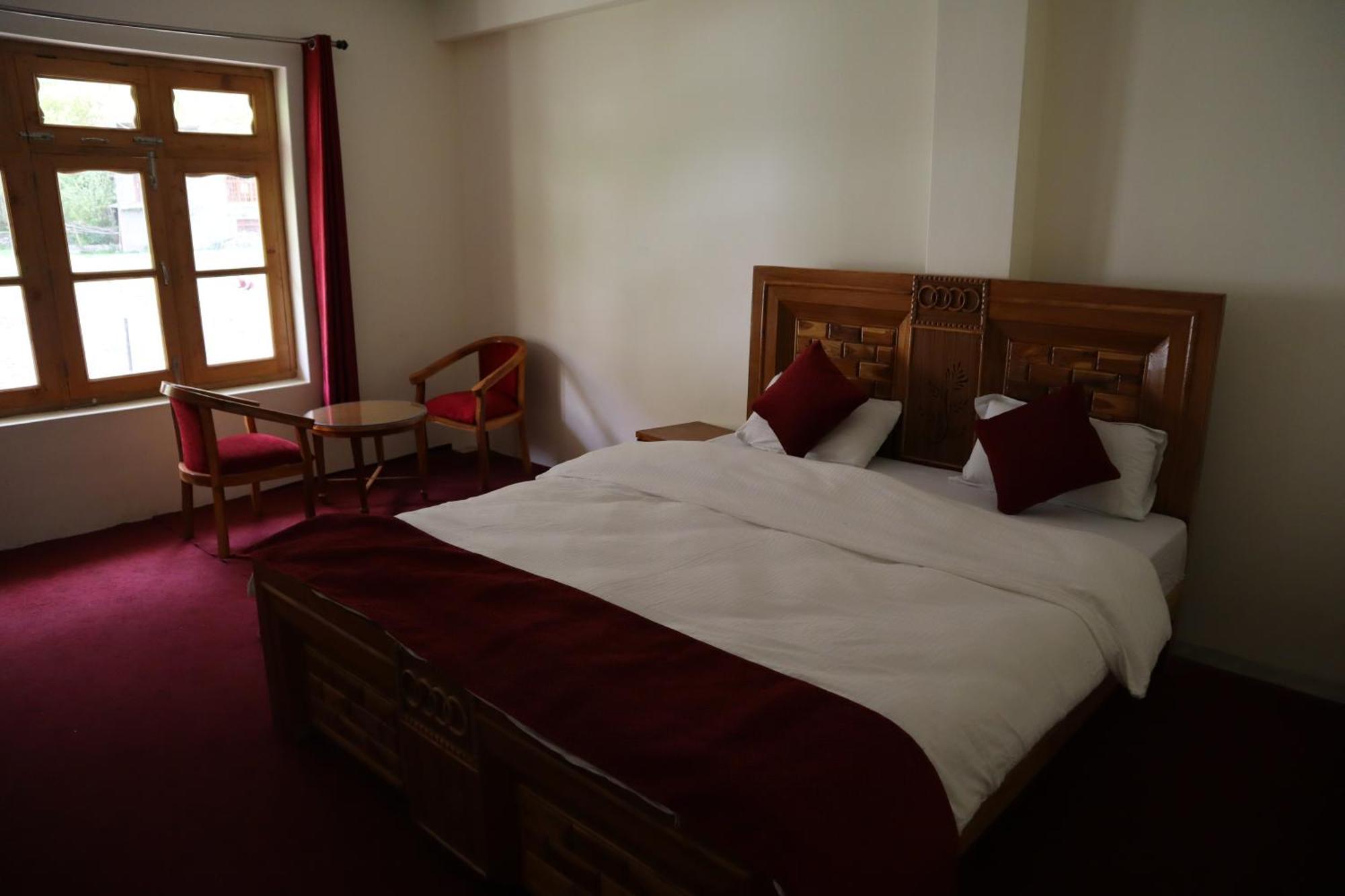 Hotel Duktuk Turtok Zewnętrze zdjęcie